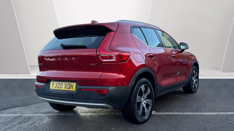 Volvo Xc40 2.0 B4P Inscription 5dr AWD Auto Petrol Estate
